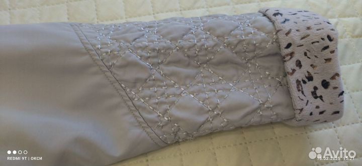 Ветровка женская