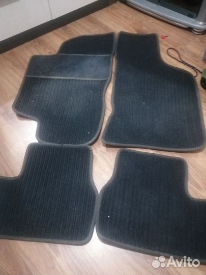 Автомобильные коврики
