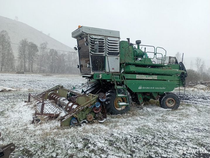 Комбайн Енисей 12001НМ, 2001