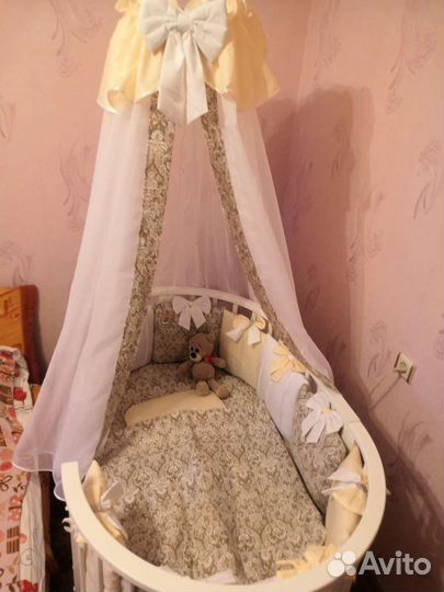 Набор с бортиками в детскую кроватку