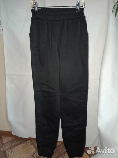 Костюм женский тройка 48 размер