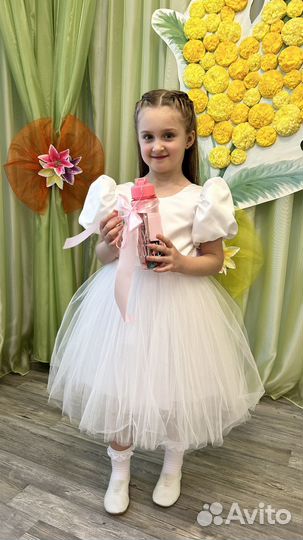 Праздничное платье для девочки 128