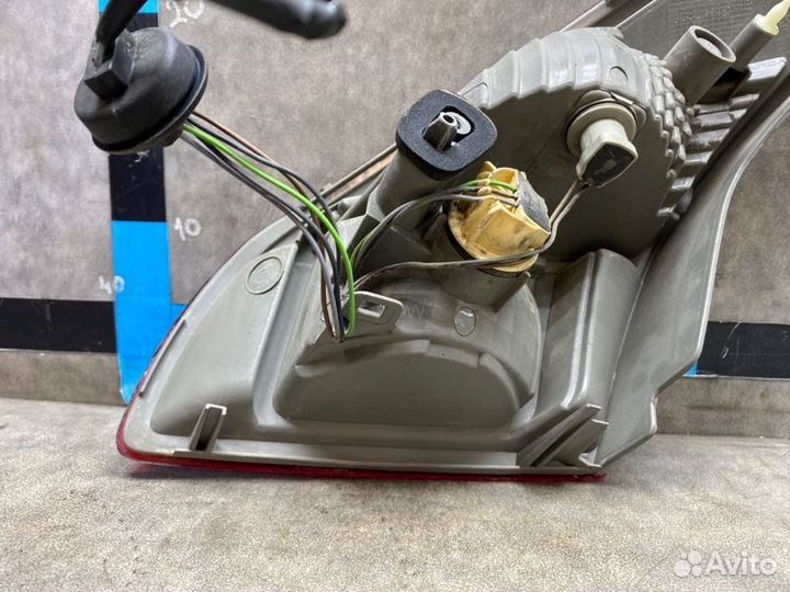 Фонарь внутренний задний левый Renault Megane 3