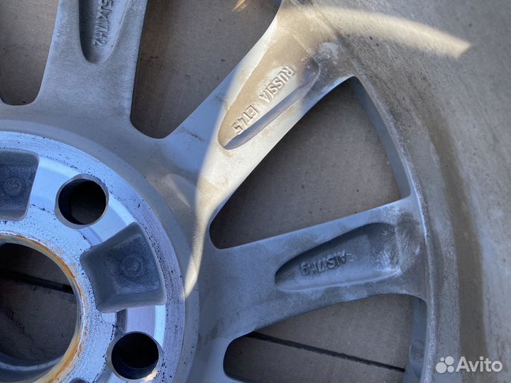 Колесный диск Toyota Camry 70 R17 оригинал