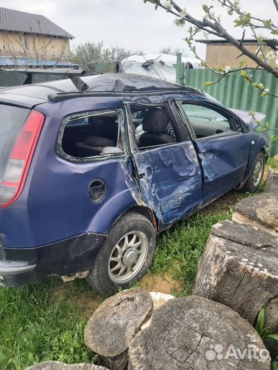 Ford Focus 1.6 МТ, 2005, битый, 443 000 км