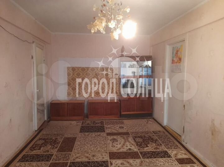 3-к. квартира, 48 м², 3/5 эт.