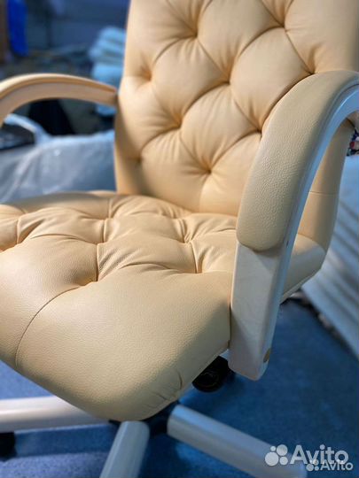 Кресло офисное