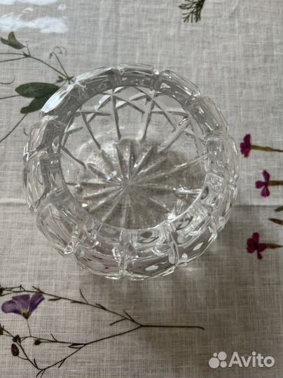 Хрустальная конфетница