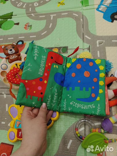 Игрушки для новорожденных