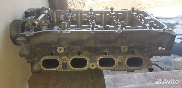 Головка блока цилиндров тойота королла 2012 г.1.6