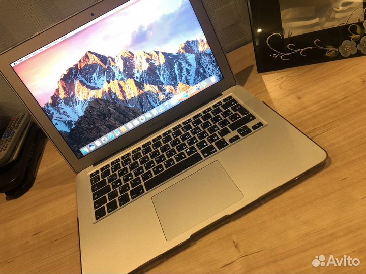 Macbook air 13 i5