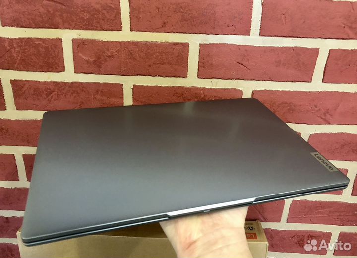 Новый на гарантии Lenovo-14