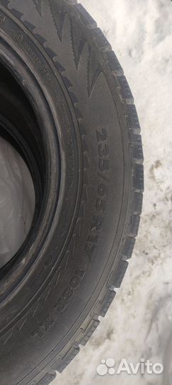 Nokian Tyres Hakkapeliitta R 235/65 R17 107M