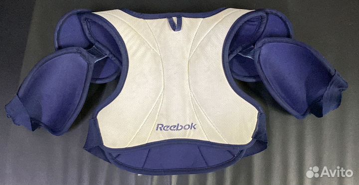 Нагрудник Reebok 1K размер JR M