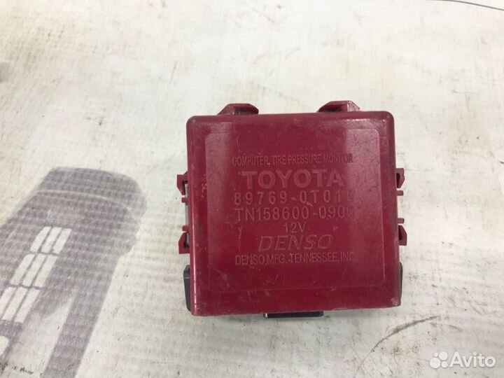 Блок управления Toyota Venza