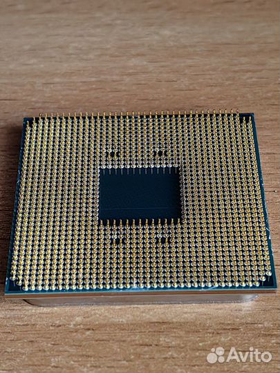 Процессор AMD Ryzen 7 Pro 3700