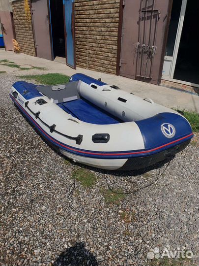Надувная лодка пвх
