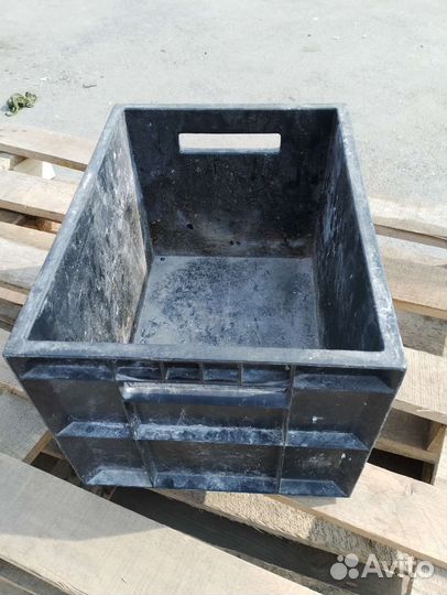 Пластиковые ящики для хранения бу