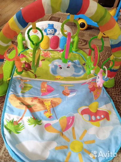 Развивающий коврик
