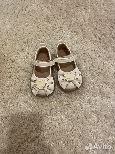 Туфли для девочки размер 21