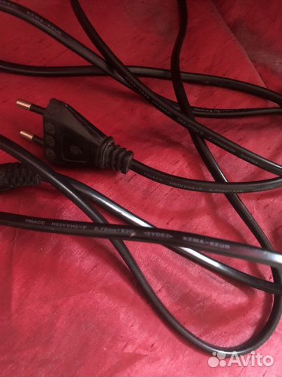 Сетевой шнур для магнитофона