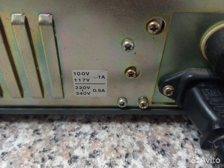 Ретро приемник Icom(r7000)