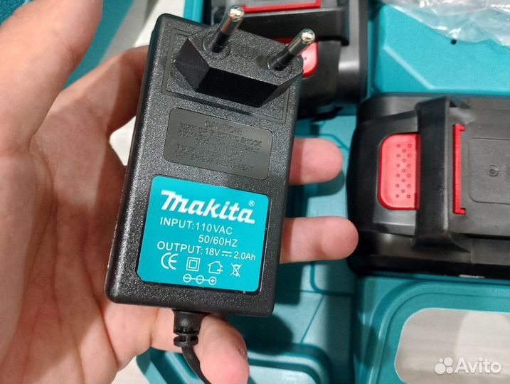 Дрель-Шуруповерт makita 18v новый, гарантия