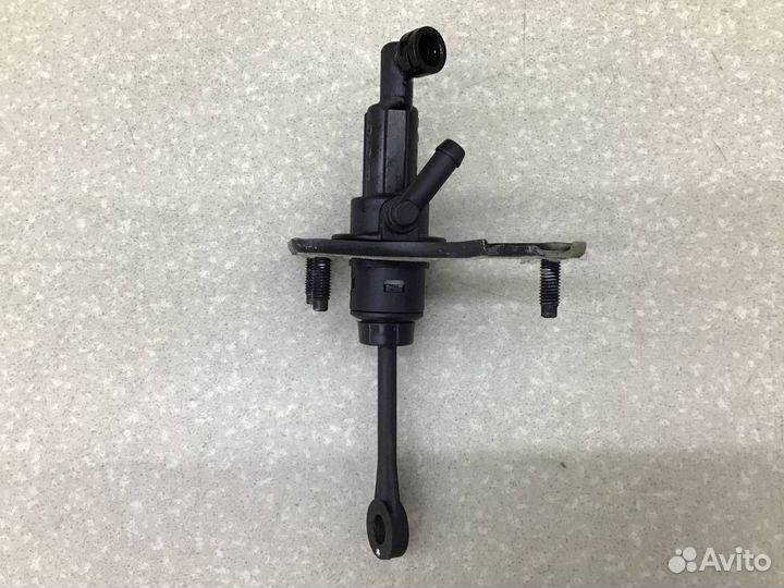 Цилиндр сцепления главный Hyundai Solaris 1 (RB) 2010-2017 416101R100