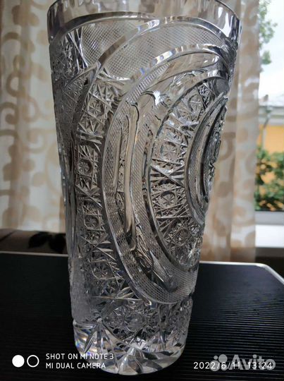 Хрустальная ваза