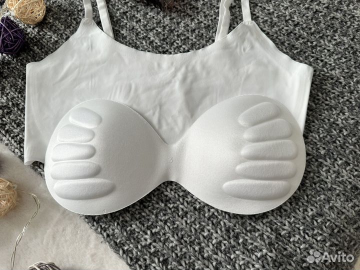 Бюстгалтер топ бесшовный новый 46 размер