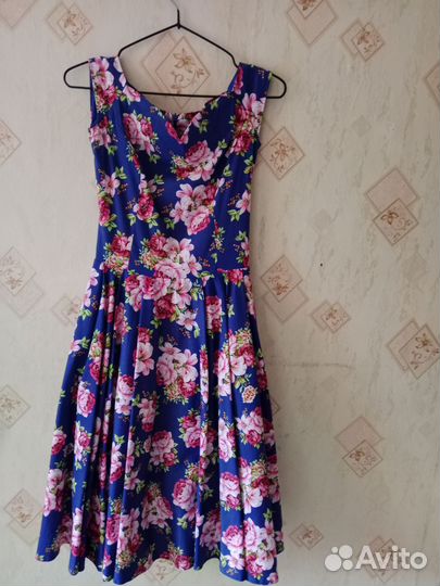 Платье женское