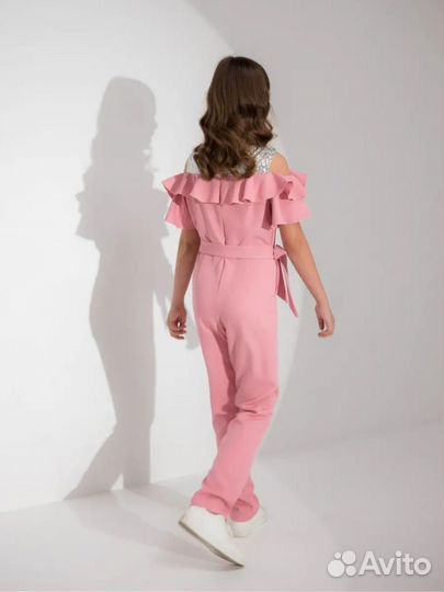 Нарядный комбинезон