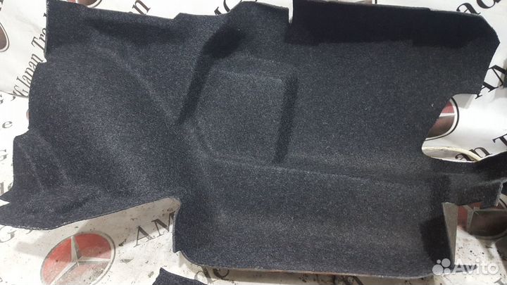 Обшивка багажника на Mercedes-Benz W126