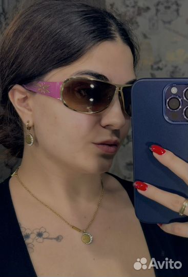 Солнцезащитные очки prada