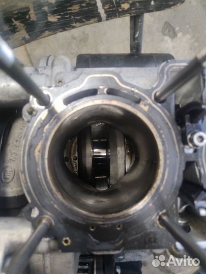 Двигатель и гусеница на polaris