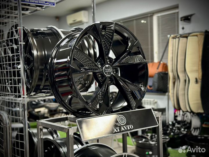 Диски литые R19 Ауди А8 новые