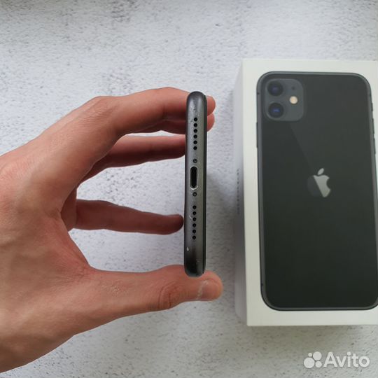 iPhone 11, 64 ГБ