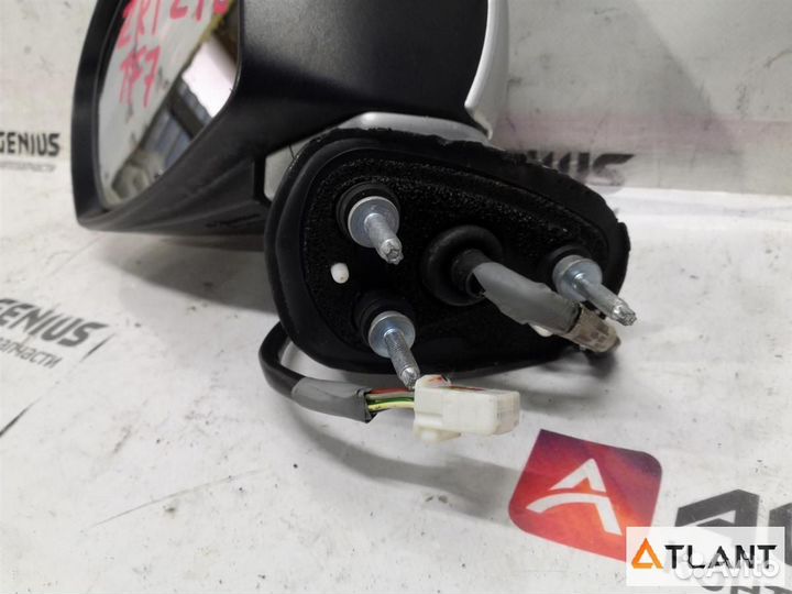 Зеркало переднее левое toyota avensis