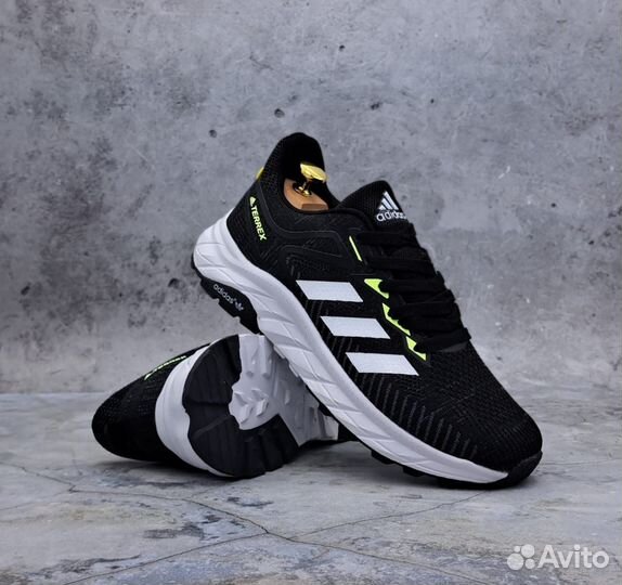 Мужские кроссовки adidas terrex