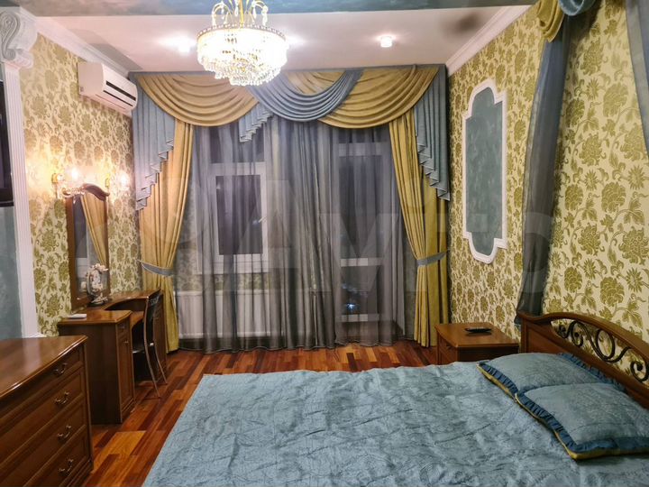 2-к. квартира, 88 м², 2/4 эт.