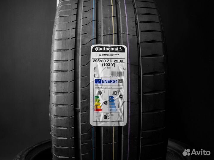 Continental ContiSportContact 7 265/35 R22 и 295/30 R22 101Y