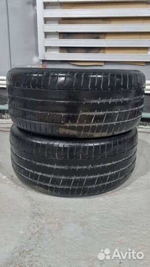 Pirelli P Zero 275/40 R7 49F