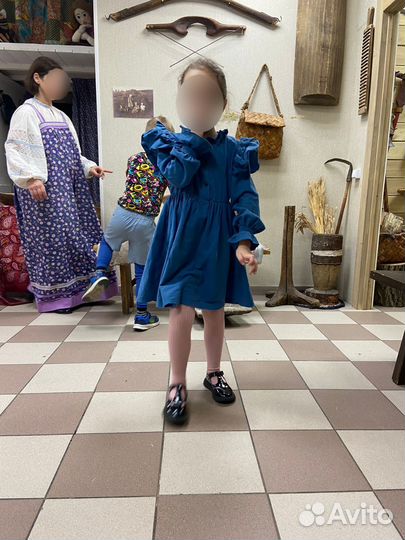 Платья нарядные 128