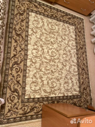 Ковры разные б/у