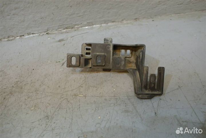 Кронштейн (сопут. товар) Chevrolet Cruze 2009-2016