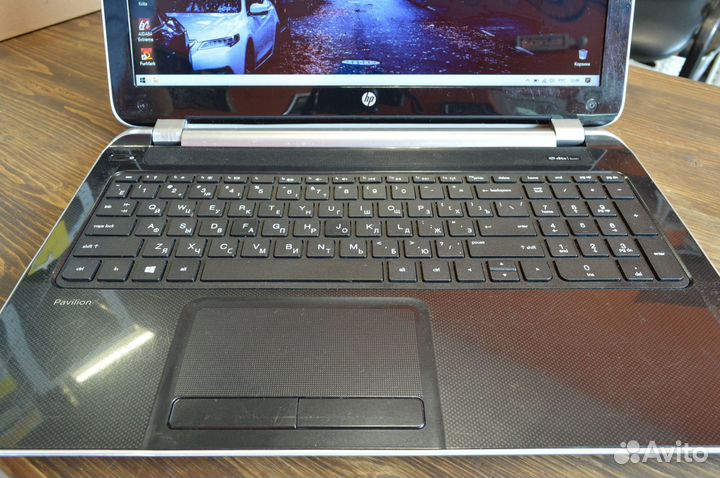 Ноутбук HP Pavilion 15-n051sr: Pentium/4Gb/SSD128