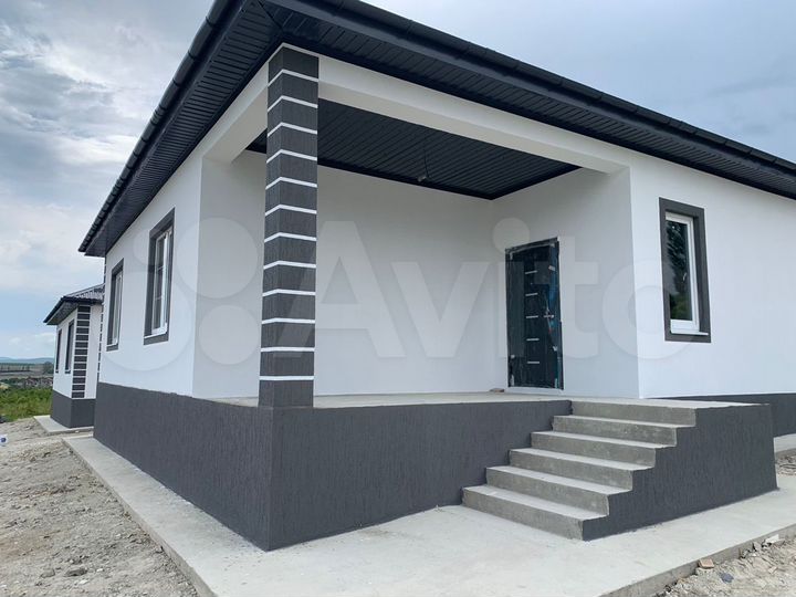 Дом 108 м² на участке 5 сот.