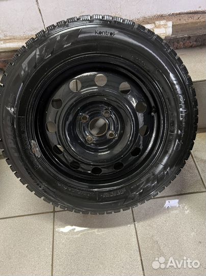 Hankook Winter I'Pike RS W419 185/65 R15 92T