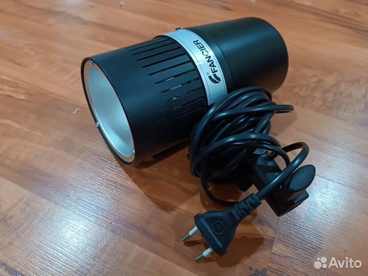 Вспышка студийная Fancier FAN 160B