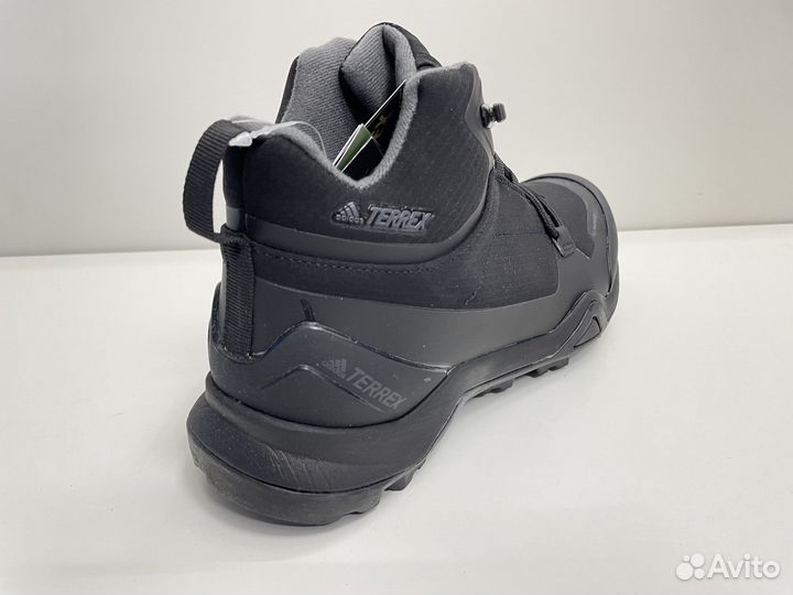 Зимние ботинки adidas terrex